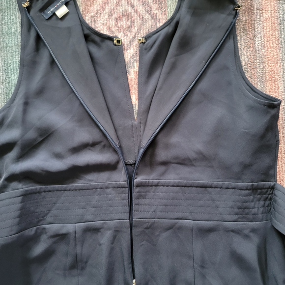 Tommy Hilfiger Sleeveless Black Utility Dress with Front Pockets Size 8 - Picture 8 of 10